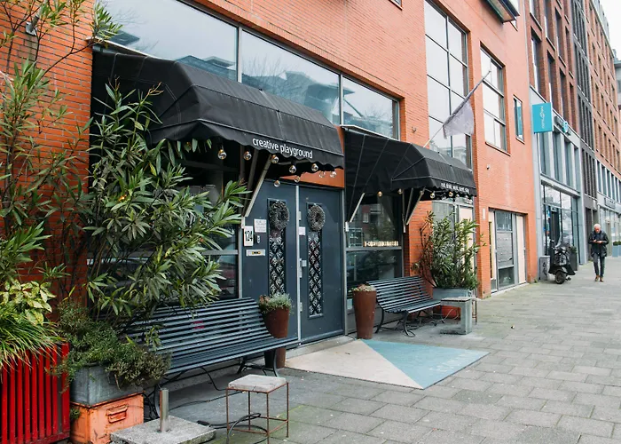 Clinkmama Hostel Amsterdam